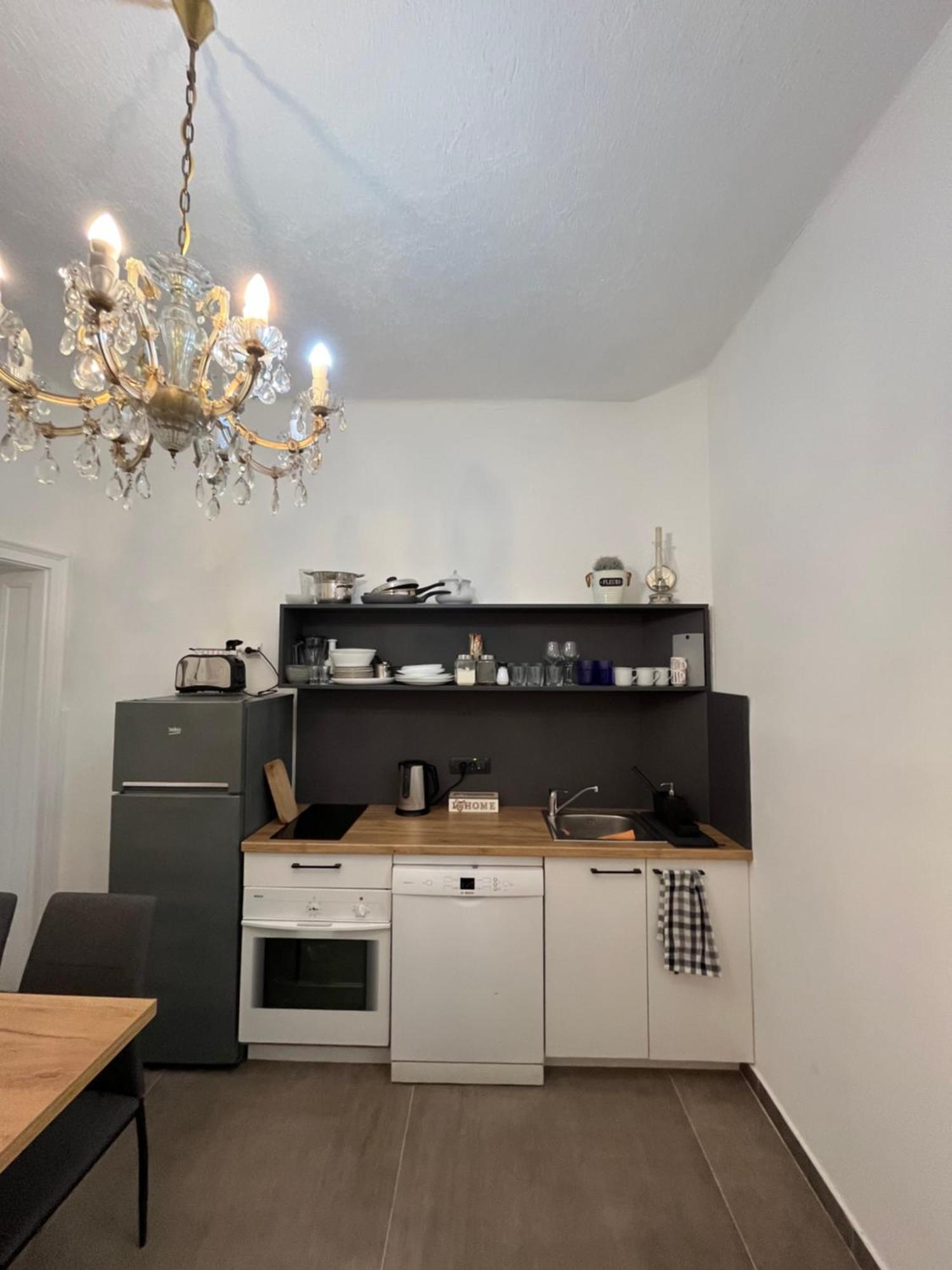 Two Bedroom Apartment Near Slavija Square Белград Екстериор снимка