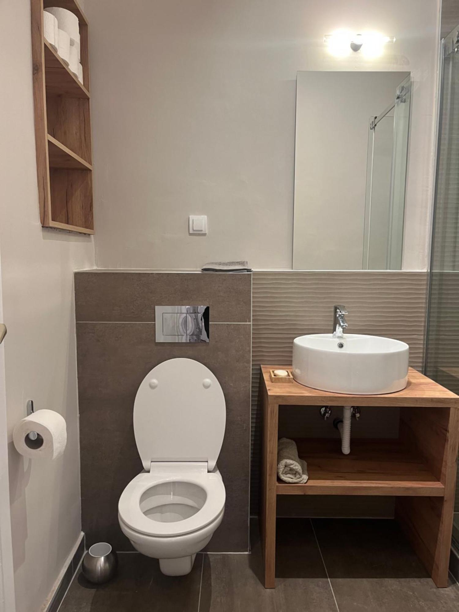 Two Bedroom Apartment Near Slavija Square Белград Екстериор снимка