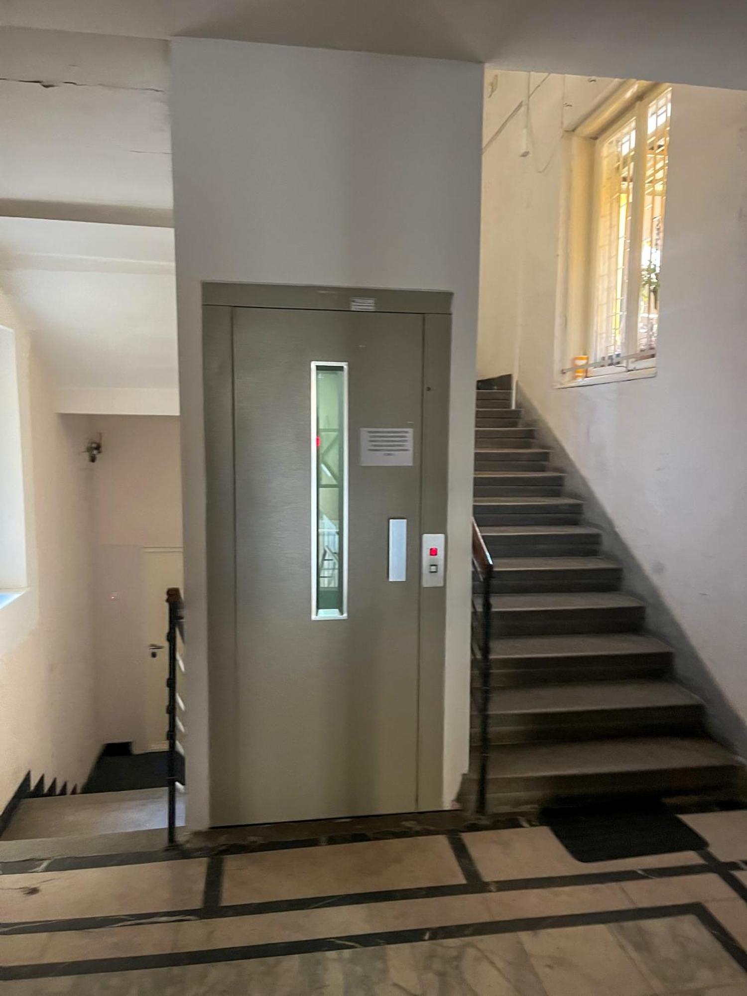Two Bedroom Apartment Near Slavija Square Белград Екстериор снимка